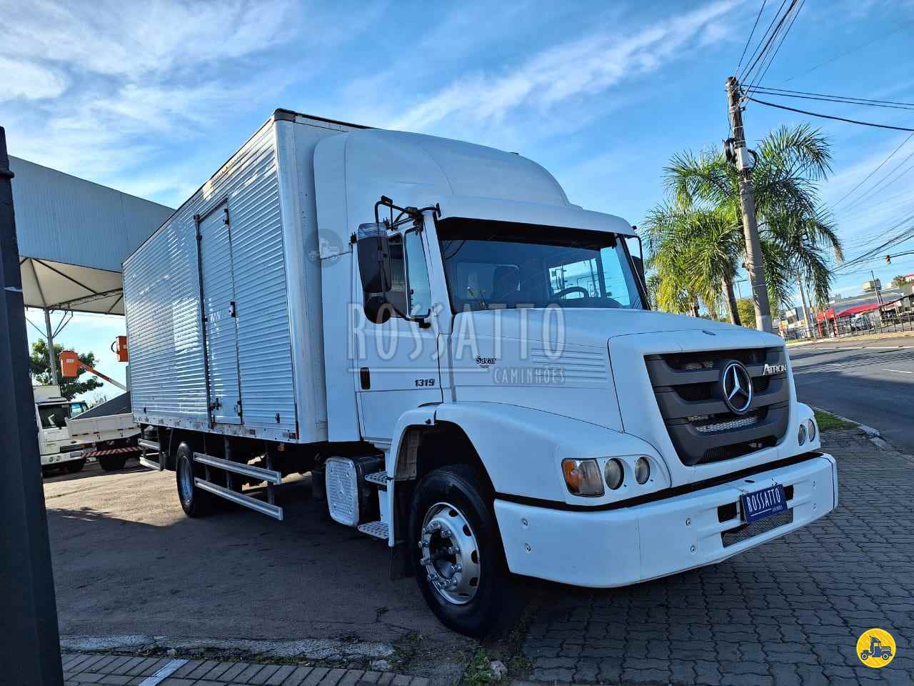 CAMINHAO MERCEDES-BENZ MB 1319 Carga Seca 3/4 4x2 Rossatto Caminhões PORTO ALEGRE RIO GRANDE DO SUL RS